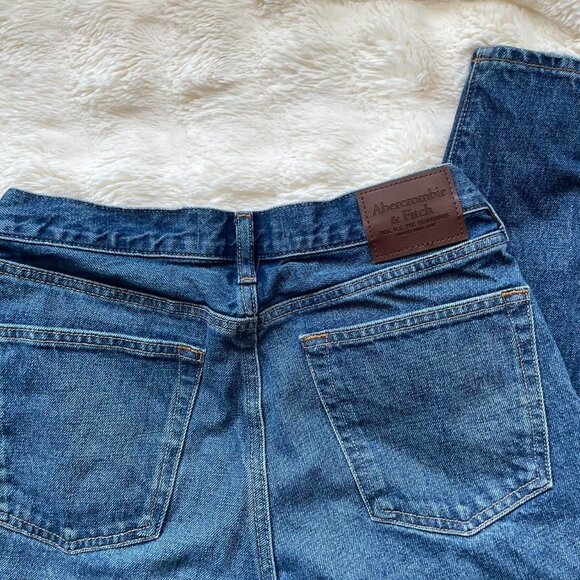 Men's Abercrombie & Fitch Ultra-Baggy Jeans - Picture 3 of 4